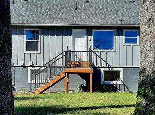 1039 NE Grant St, Newport, OR