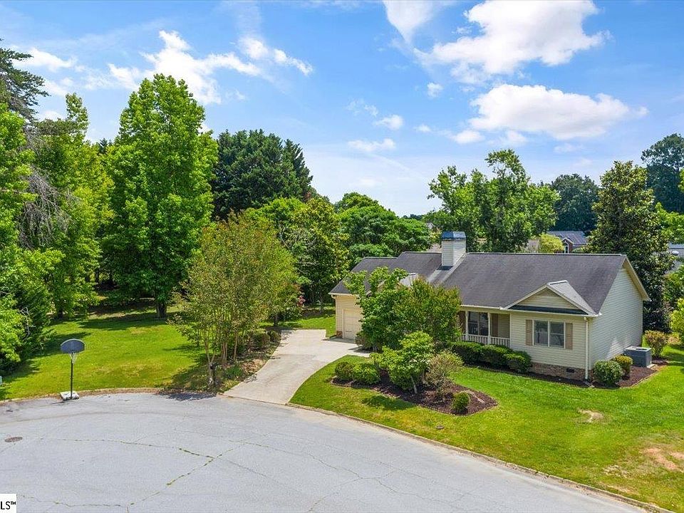 1st image of 4 Mizzenmast Ct