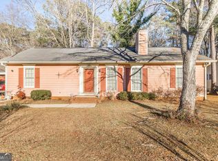 1052 Chisholm Trl, Macon, GA 31220