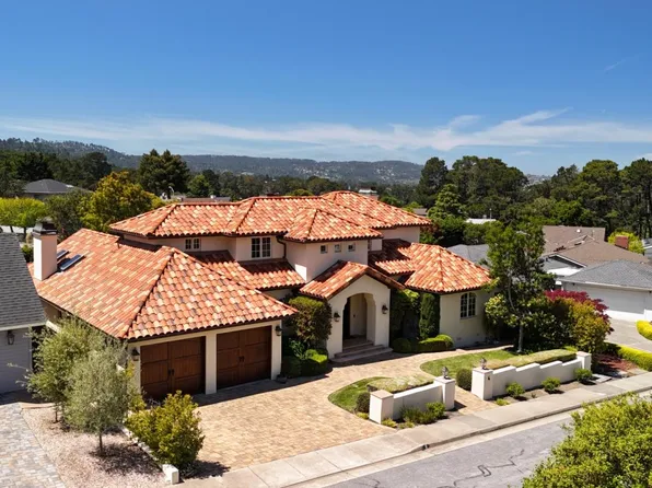 6 White Tail Ln, Monterey, CA 93940