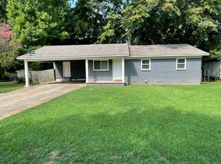 30 Crain Dr, Bryant, AR 72022