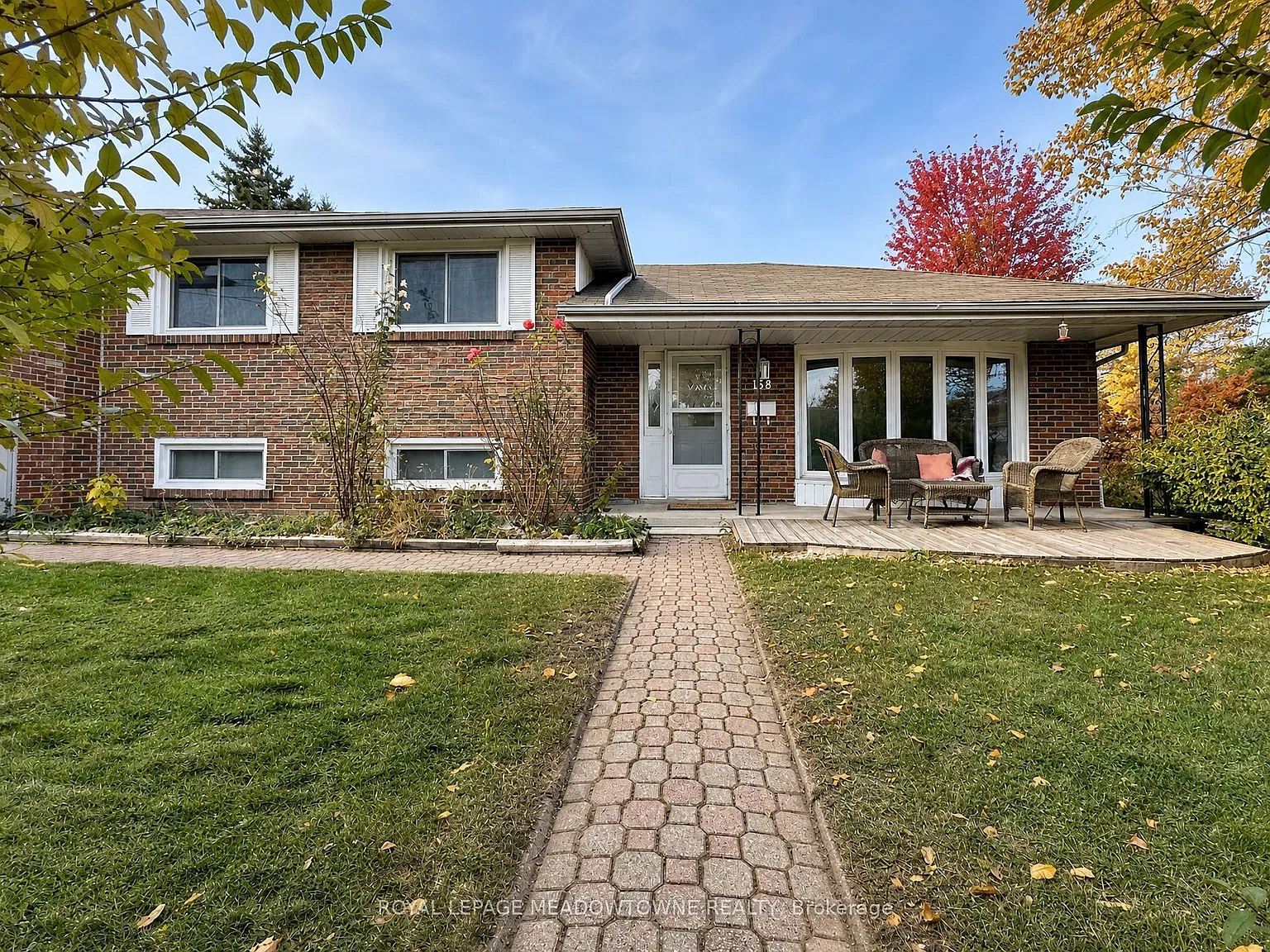 4 bed, $2,800 — Photo 1