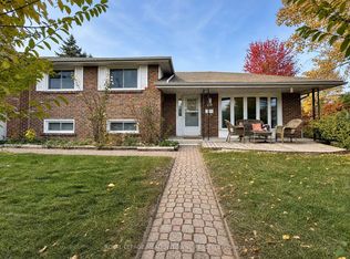 158 Coronation Dr, Toronto, ON M1E 2H5