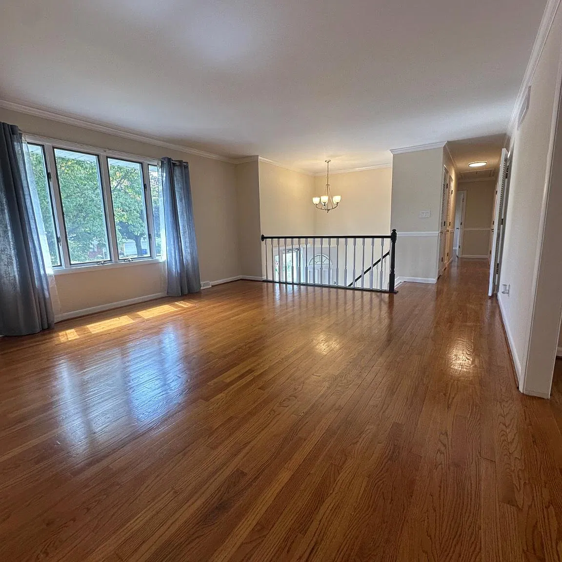 4 bed, 2.5 bath, 2186 sqft, $3,550 — Photo 4