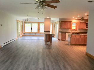 227 Kerlin Ln, Altoona, PA 16601