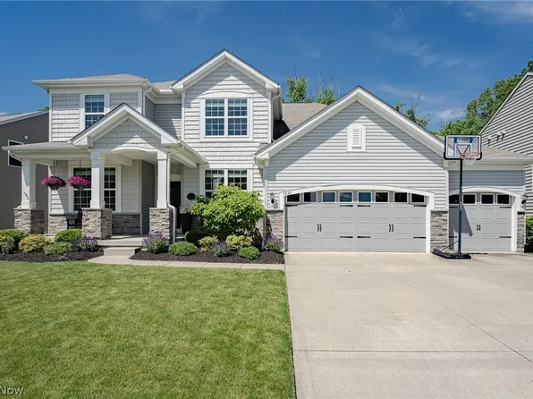 5046 Little Brook Dr, Peninsula, OH 44264