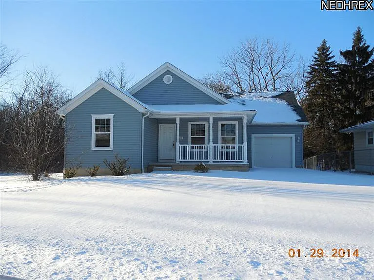 168 Mumford Dr photo 1