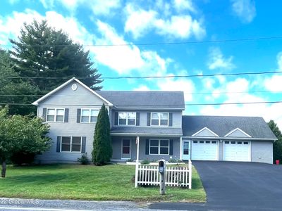 48 Plant Road, Halfmoon, NY, 12065