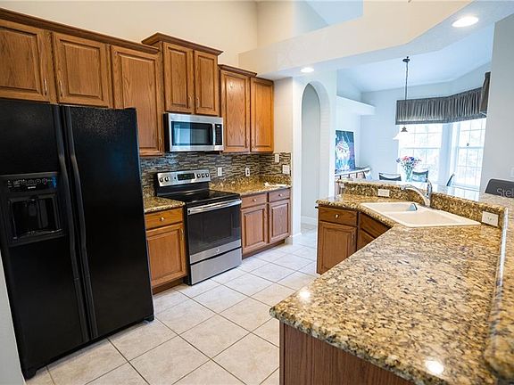4th image of 14013 Zephermoor Ln