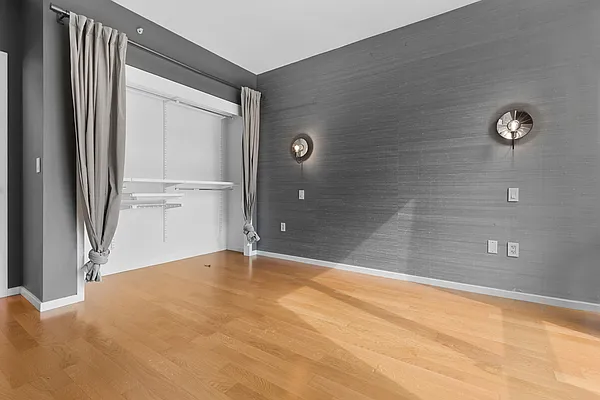 Rented by Corcoran | media 22