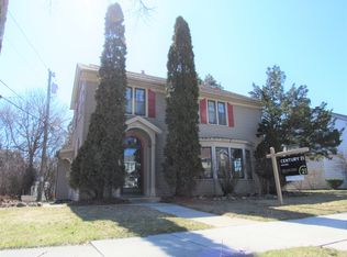 221 Orchard Rd, Kohler, WI 53044