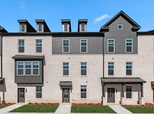 206 Daybreak Ln, Newnan, GA 30265