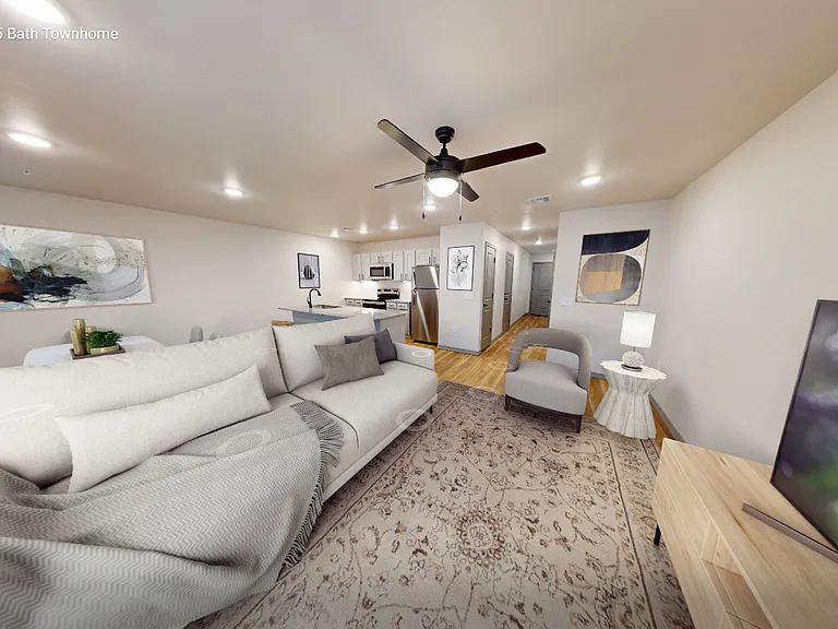 Reserve on 29th Townhomes — Photo 5