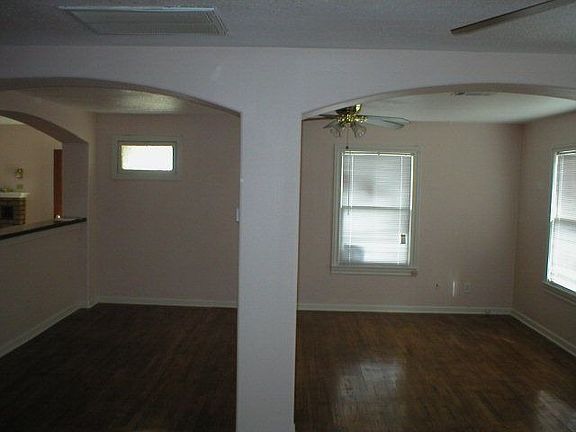 3rd image of 1164 Dunlap Dr