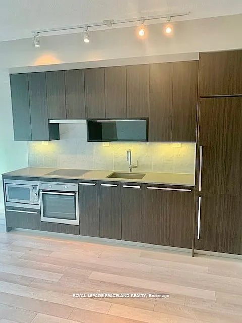 2 bed, $2,250 — Photo 4