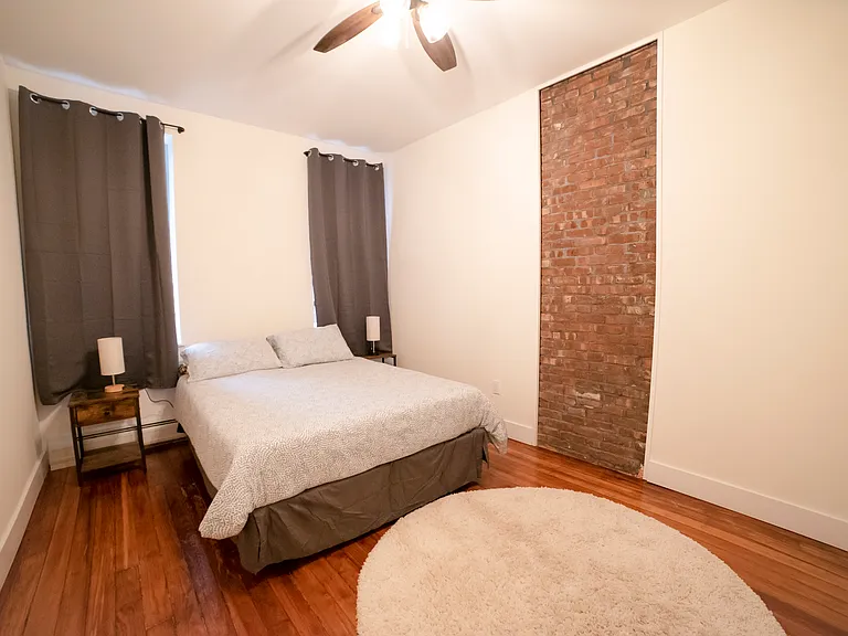 206 48th St #2B — Photo 11