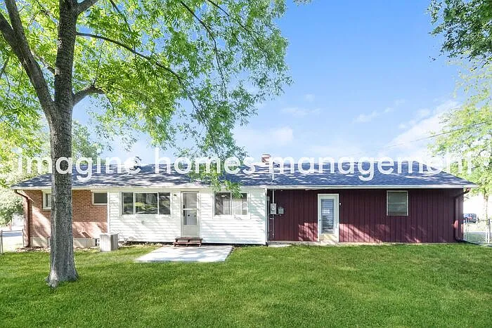 10801 Clearwater Dr — Photo 13