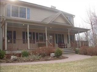 51 Curving Hill Dr, Highland Lakes, NJ 07422