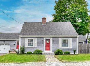 69 Prospect St, Hyde Park, MA 02136