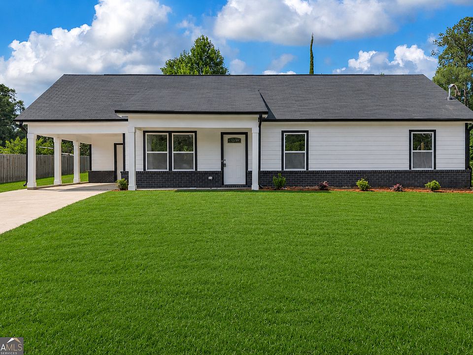 1st image of 1084 SW West Adrian Cir