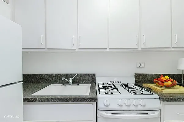 Sold by Corcoran | media 7