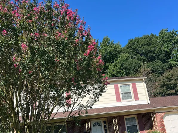 108 Garrett Dr, Hampton, VA 23669