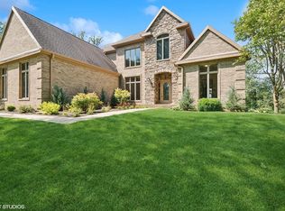 2890 Bridle Ct, Lake Geneva, WI 53147