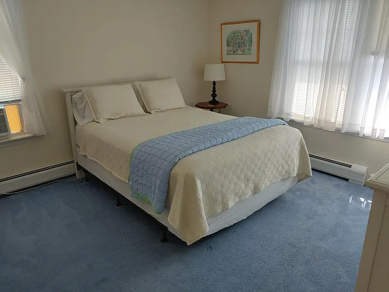 530 Elm St — Photo 24