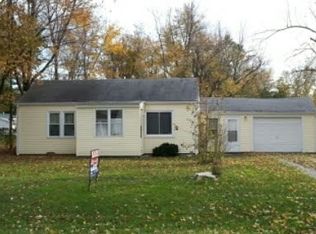 1585 W Garfield Ave, Decatur, IL 62526