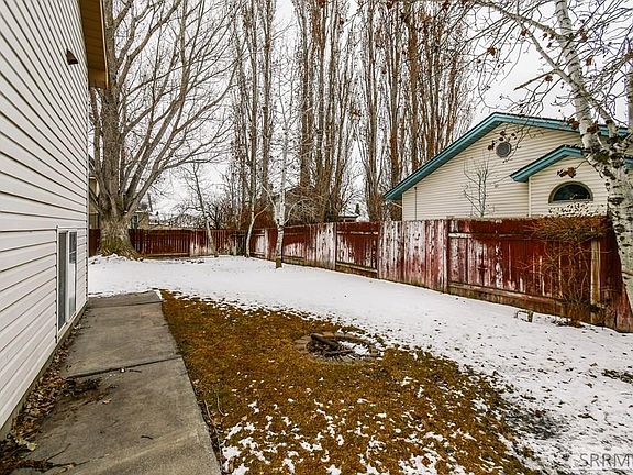 2nd image of 2763 Saint Charles Ave