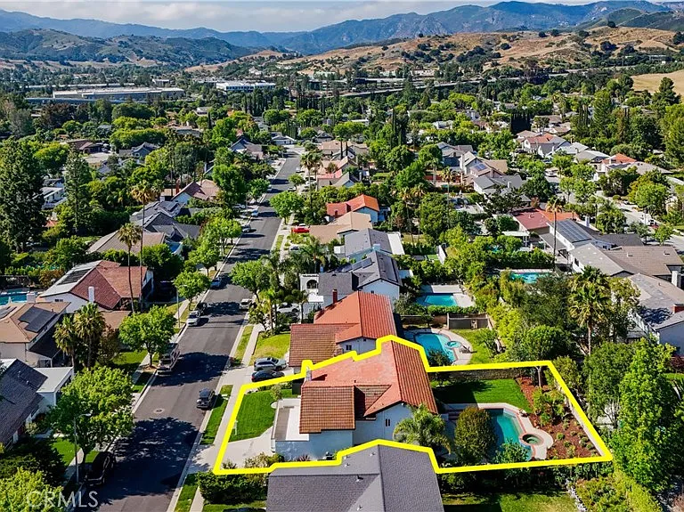 5347 Cangas Dr — Photo 48