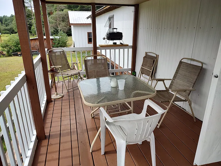 136 Sunset Cir — Photo 7