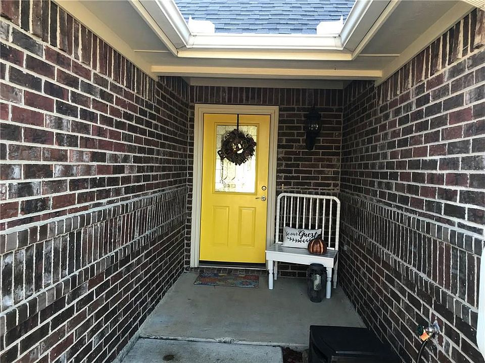 1st image of 1413 Cedar Knoll Dr