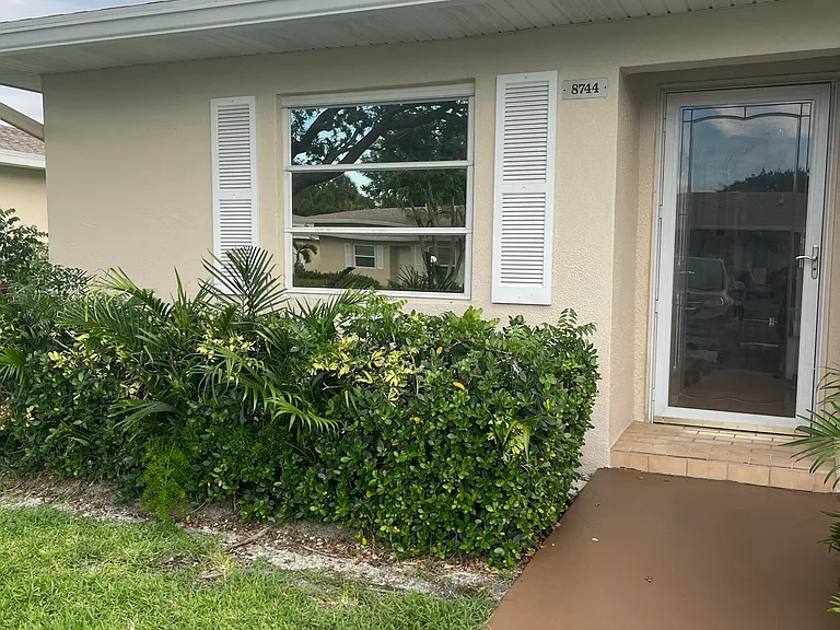 8744 Bella Vista Dr — Photo 38