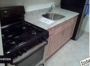 600 Mead St APT 1, Bronx, NY 10460
