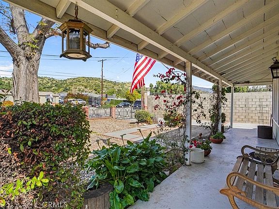 4th image of 10436 La Tuna Canyon Rd