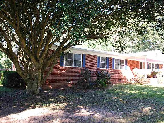 3rd image of 2054 Hill N Dale Dr N