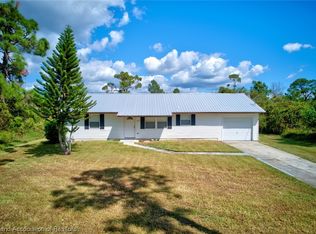 109 Launch Rd NW, Lake Placid, FL 33852