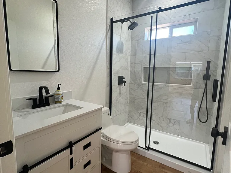 2029 W Pueblo Ave #A — Photo 9