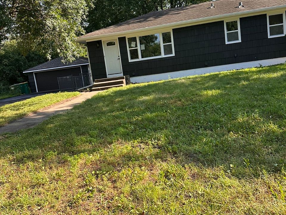 2nd image of 6717 65th Ave N