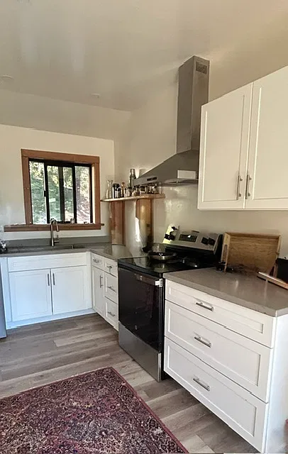 Studio, 600 sqft, $1,200 — Photo 2