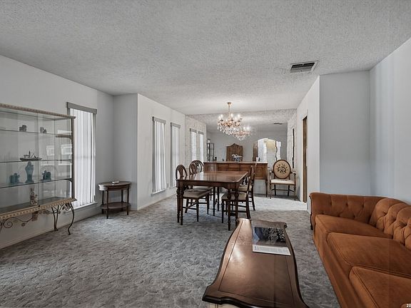 5th image of 4315 Fondren