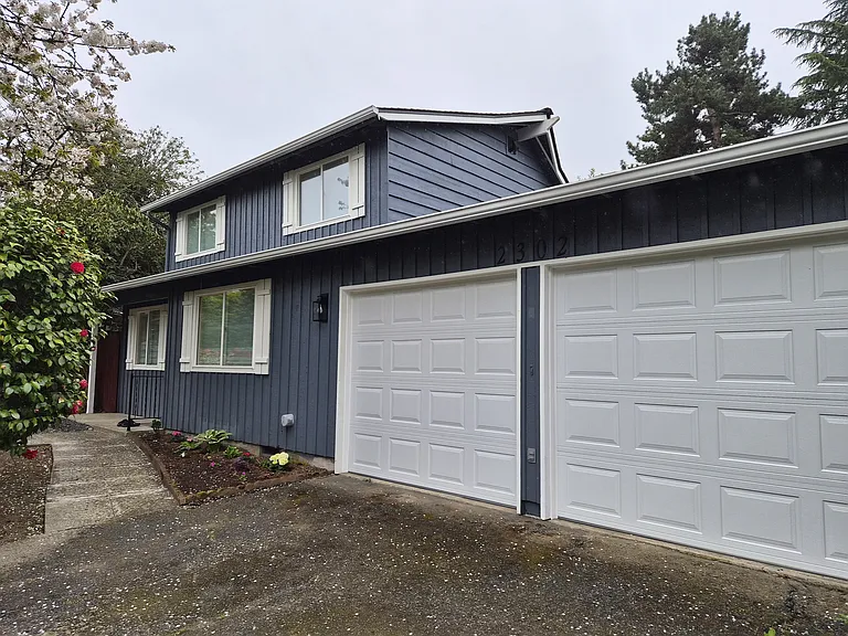 2302 201st Pl SW — Photo 6