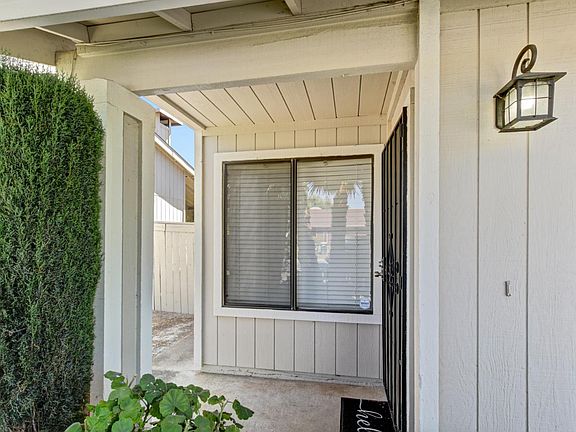 3rd image of 7677 Harvest Woods Dr
