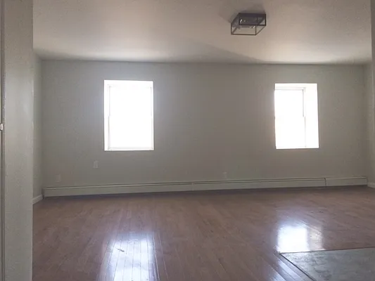 Rented by Heights Realty Advisors | media 26