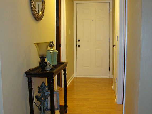 4th image of 1428 Cypress Dr