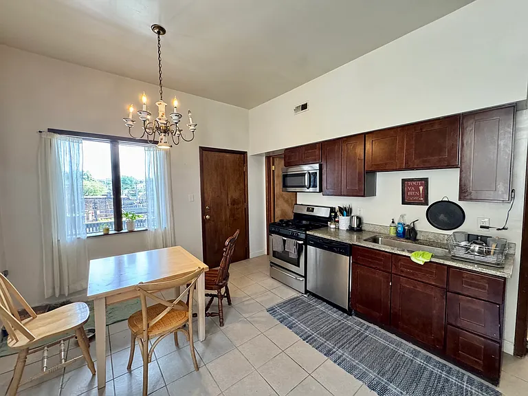 1145 W Webster Ave #3F — Photo 11