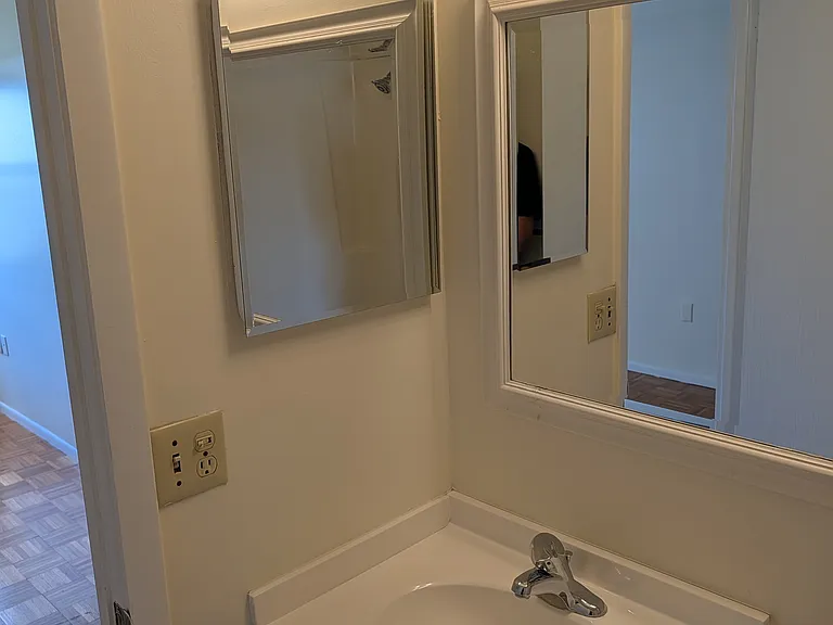 3211 Beneva Rd #203 — Photo 11