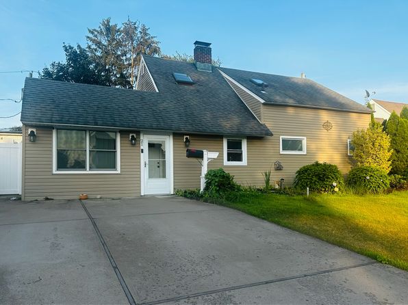 21 Potter Ln