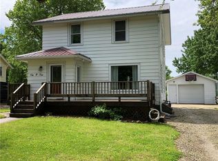 1002 Main St, Guthrie Center, IA 50115